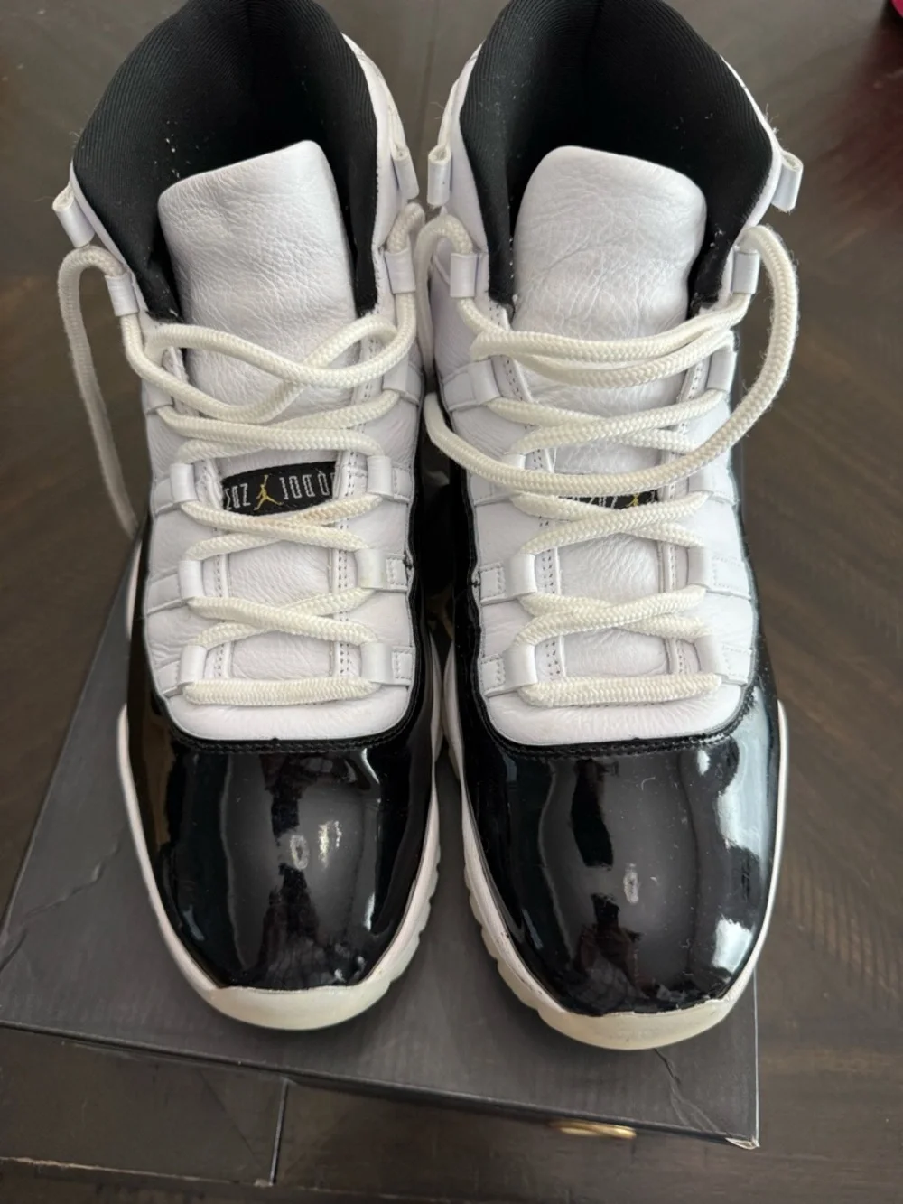 Jordan 11 Gratitude Basketball Sneakers in White, Black & Gold - Picture 3 of 9